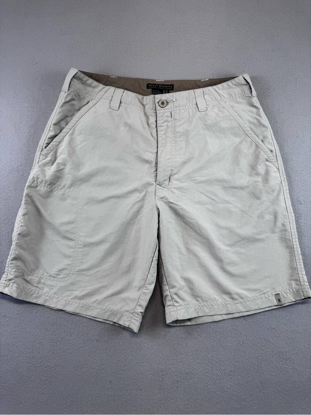 Royal Robbins Light Beige Flat Front Women’s quick Dry Shorts (Size 34, XL)